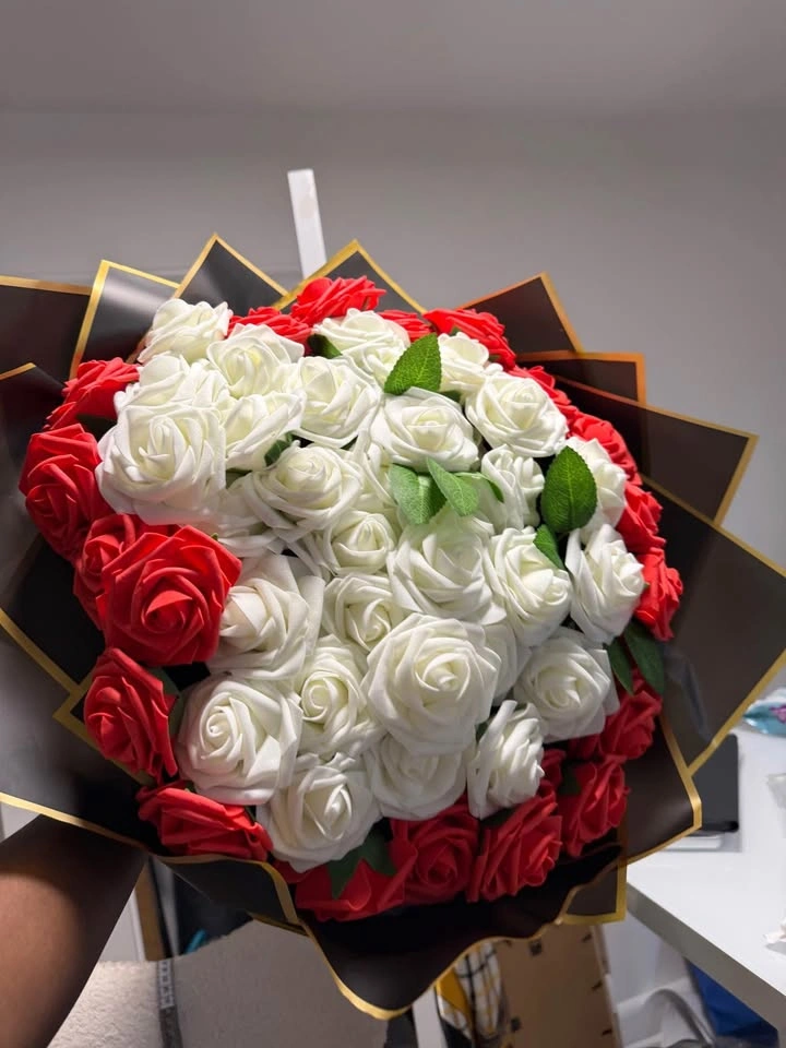Red Rose Flower Bouquet - Artificial - photo 2