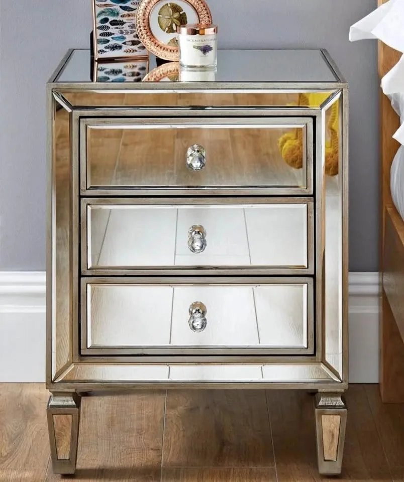 Bed side Table thumbnail