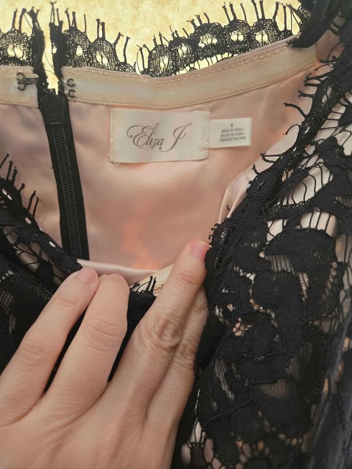 Eliza J off shoulder night dress in Black and Beige lace - photo 2
