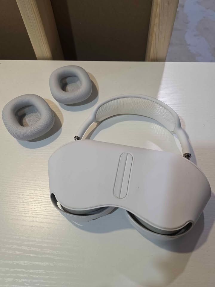 Apple AirPods Max (Silver) – Excellent Condition - photo 5