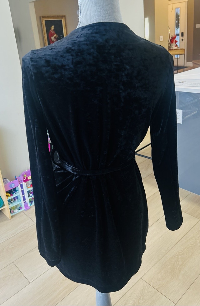 Forever 21 Velvet Robe Sz S - photo 2