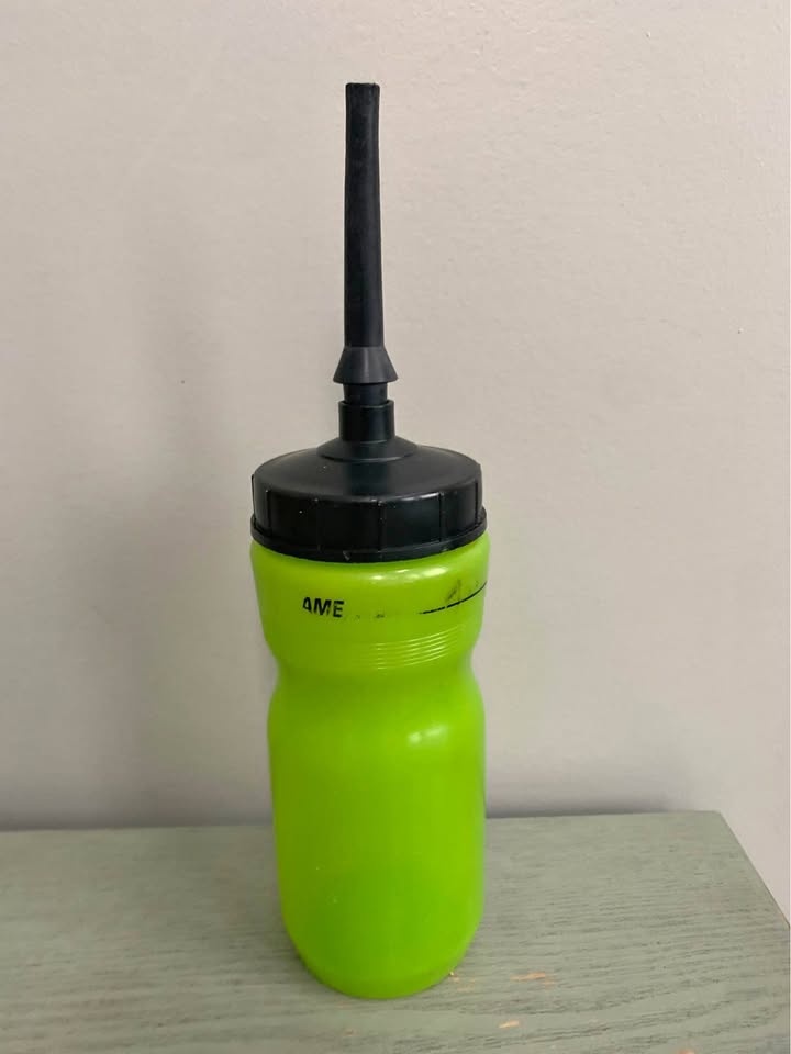 Sports bottle
