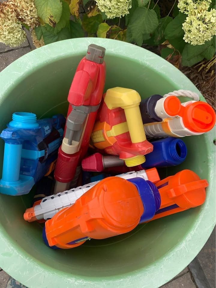 Water Super soakers - photo 2