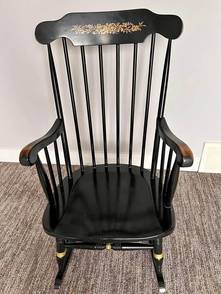 Antique Chair thumbnail