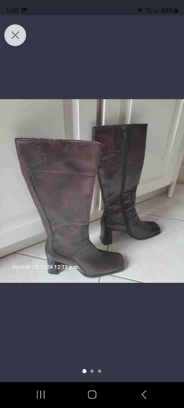 Women's ( size 6 1/2 Brown Leather boots