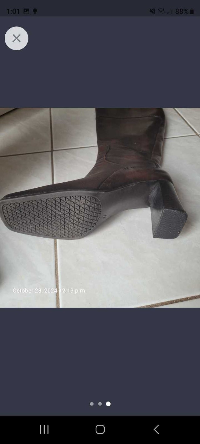 Women's ( size 6 1/2 Brown Leather boots - photo 3
