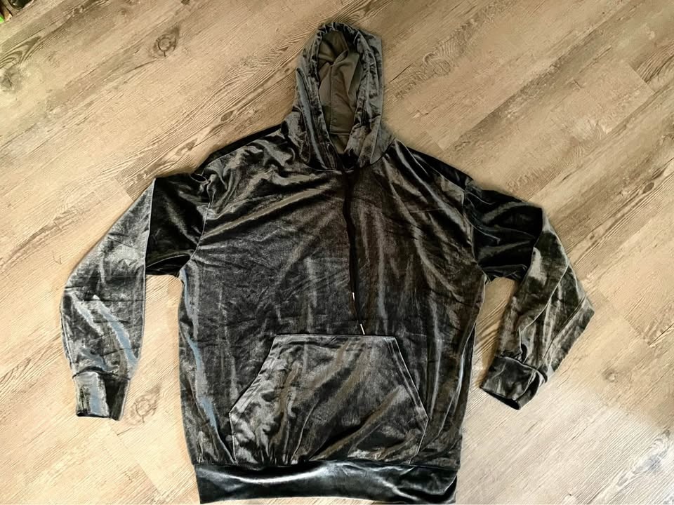 Brand new matching velour tracksuit set in silvery grey - photo 3