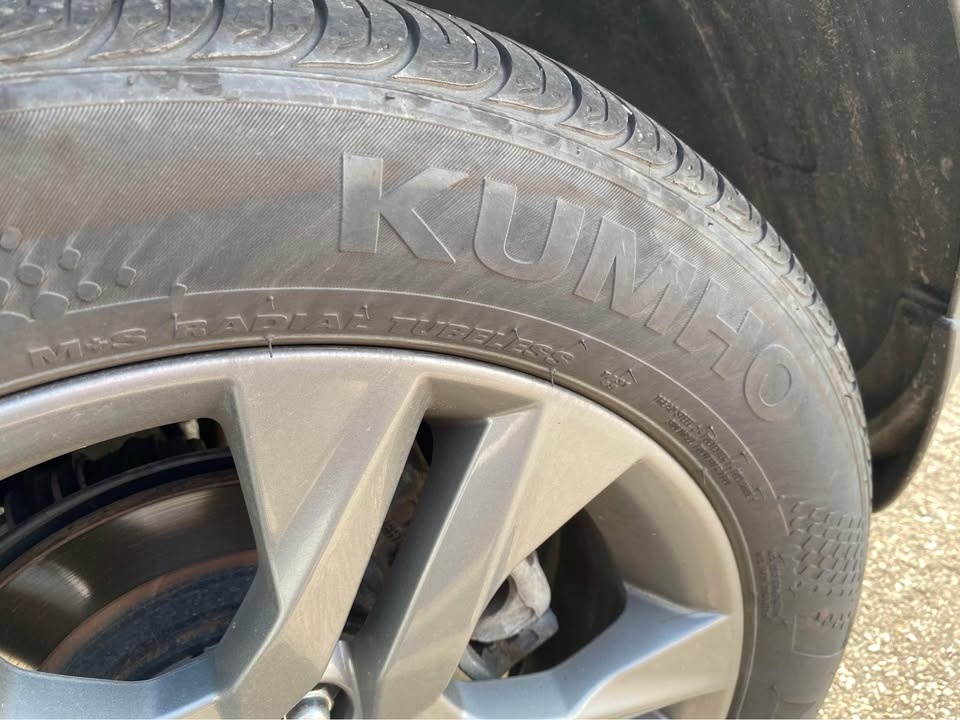 Kia Seltos Used Tires All Seasons - photo 5