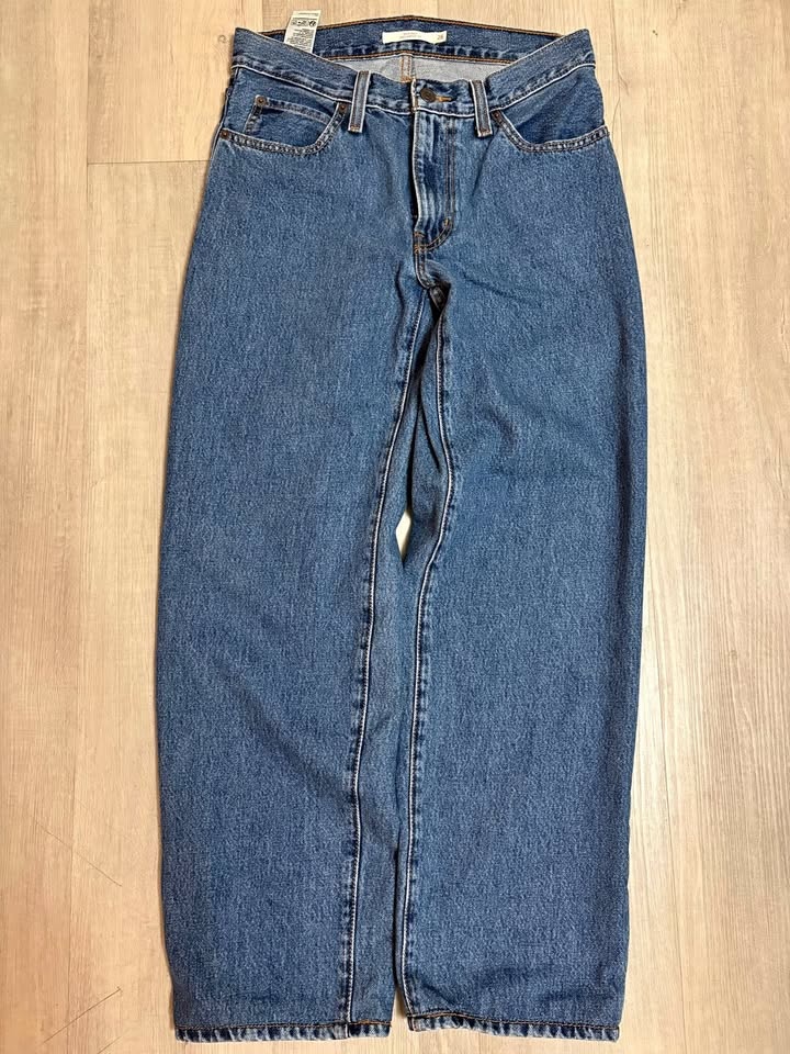 Levi’s ‘94 baggy size 26
