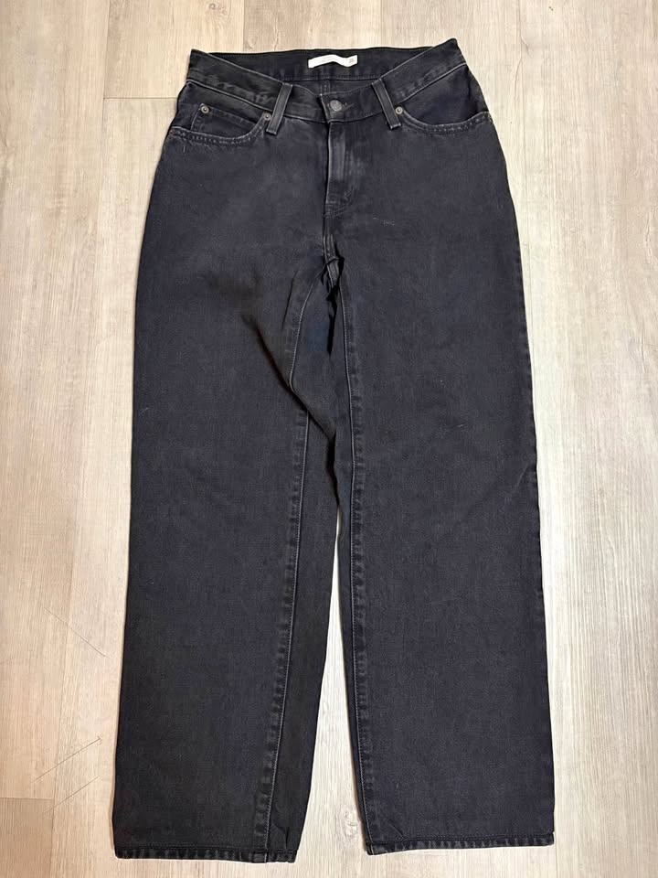 Levi’s ‘94 baggy size 25