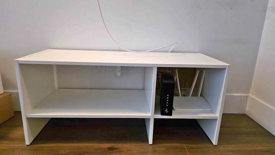 TV bench