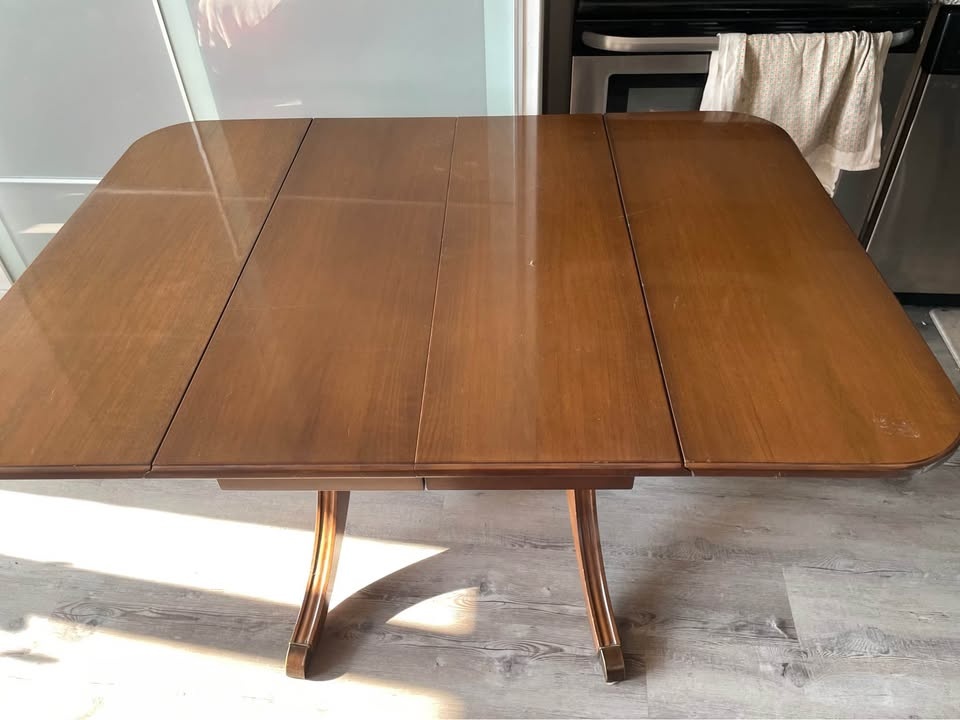 Duncan Phyfe Drop Leaf Table with 2 leaf inserts - photo 4