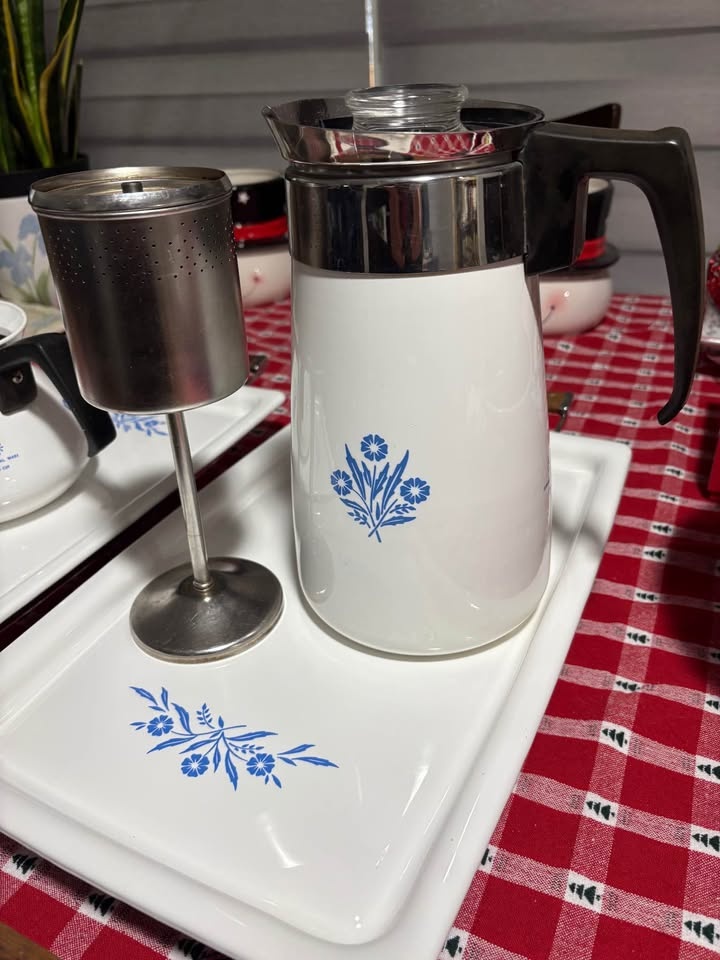 Corningware platters with stands, tea and coffee pots Make - photo 2