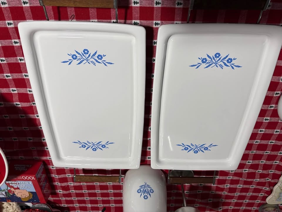 Corningware platters with stands, tea and coffee pots Make - photo 3