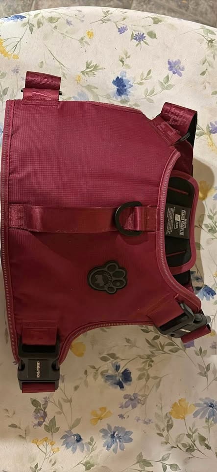 Canada Pouch dog harness. Size XL