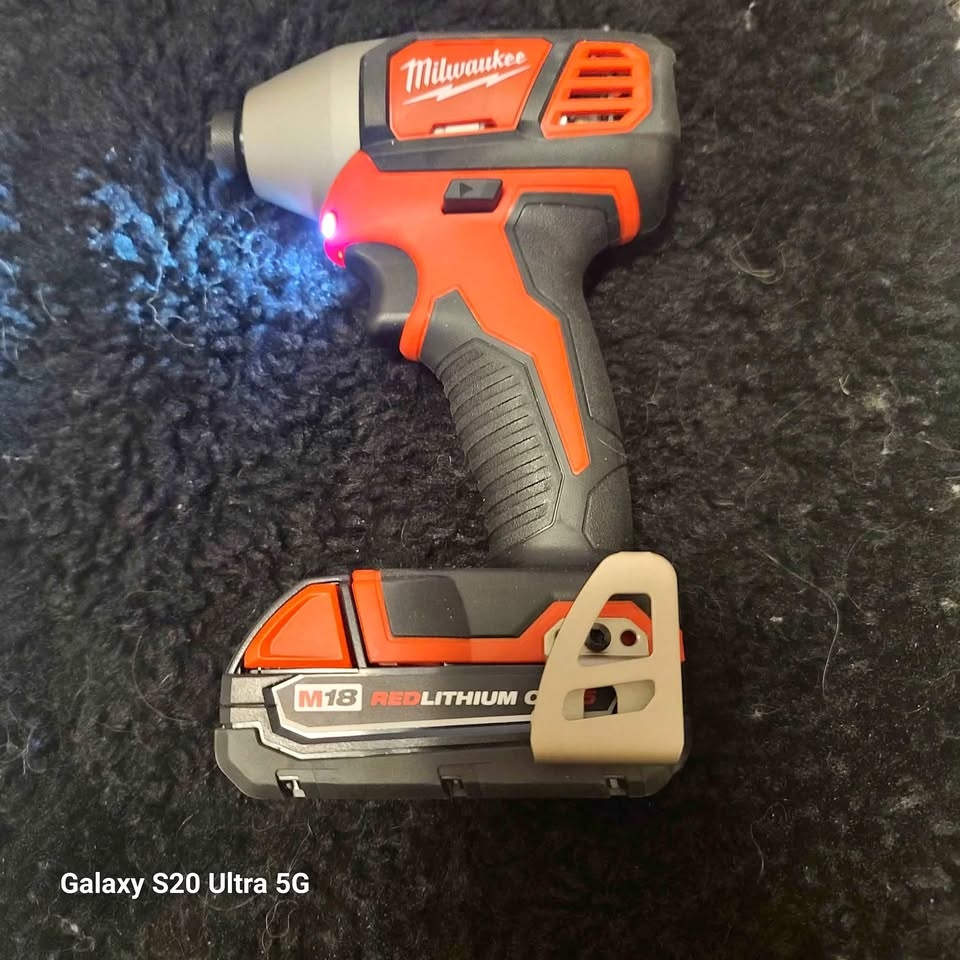 NEW Milwaukee M18 IMPACT WRENCH with NEW Milwaukee Lithium BATTE