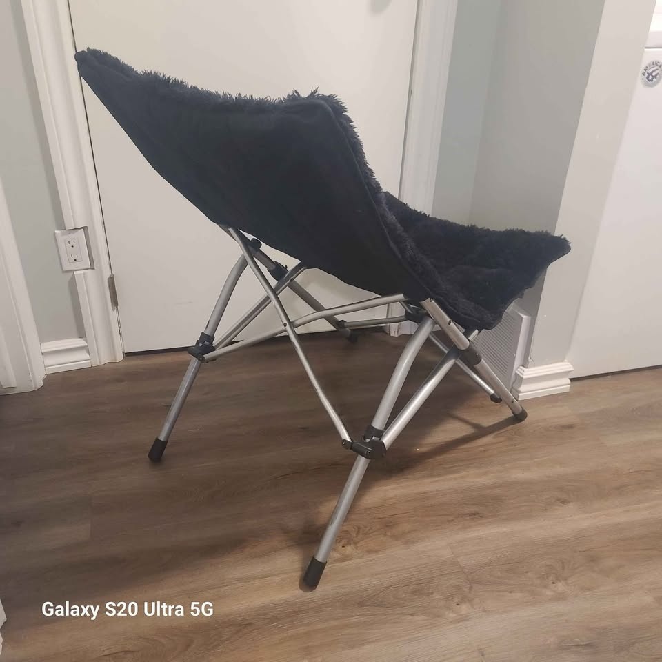 VERY COMFY MOVIE/GAMING or MEDITATION CHAIR 🥕 - photo 3