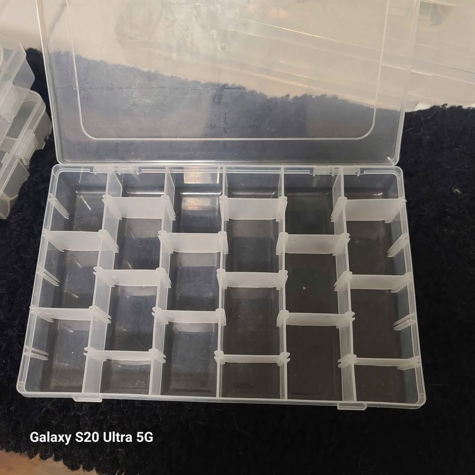 7 SMALLER STORAGE CONTAINERS - photo 3