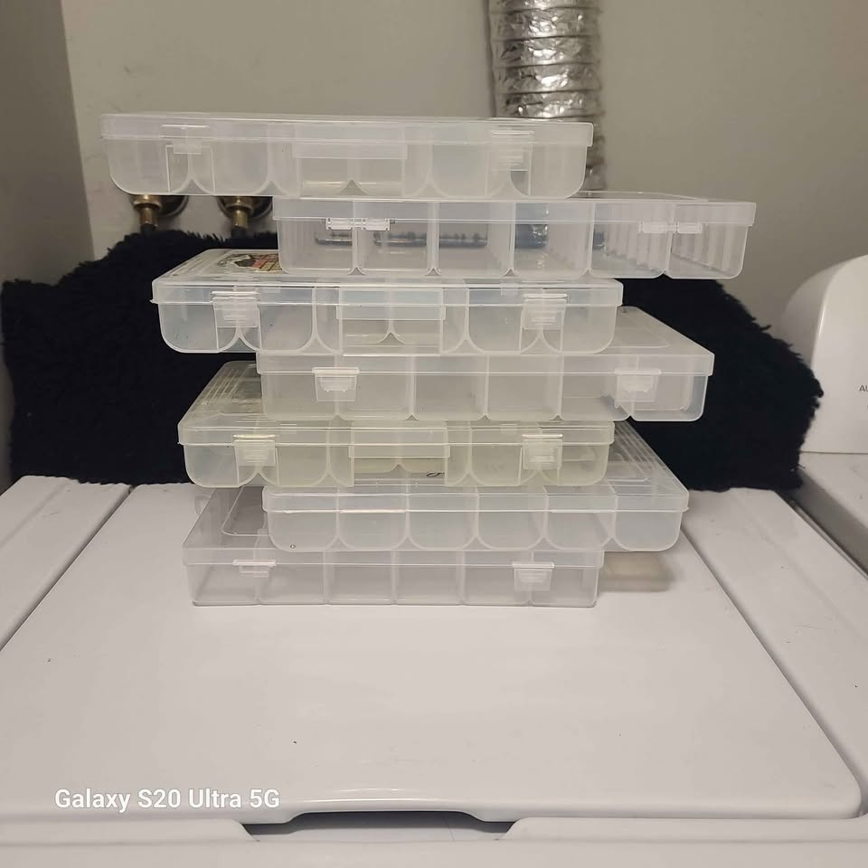 7 SMALLER STORAGE CONTAINERS - photo 5