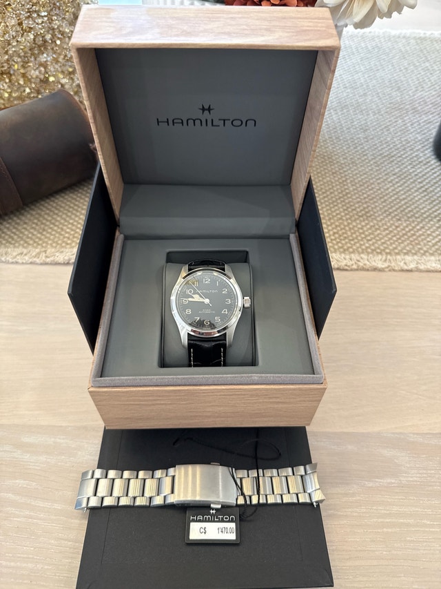 Hamilton Field Murph 42mm — Dual Straps