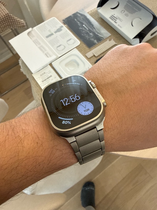 Apple Watch Ultra (1st Gen) – 49 mm Titanium + 5+ Af - photo 3