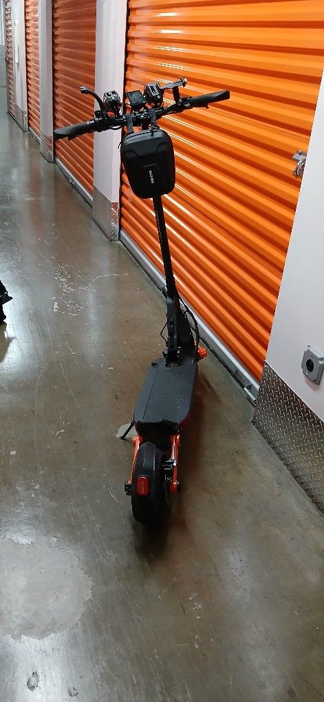 Joyor S10 2000 Watt Dual Motor- Adult Electric Scooter - photo 2