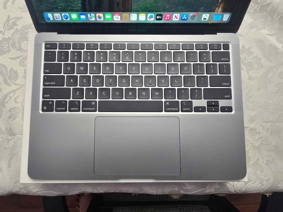 Macbook Air M1 - photo 2