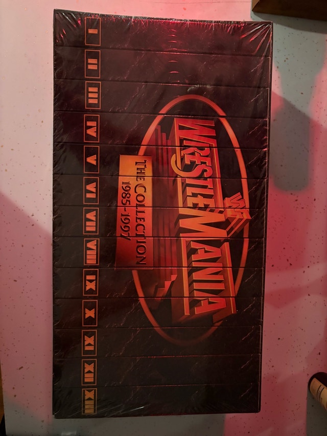 WWF Wrestlemania Collection - photo 2