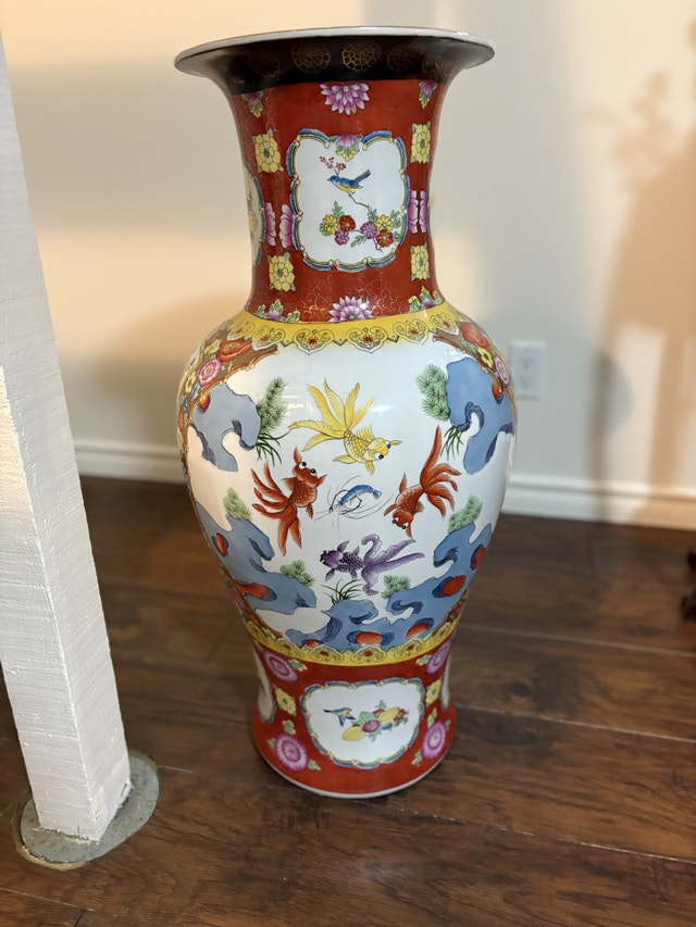 Large Decorative Vase - photo 2
