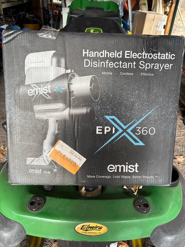 Handheld electrostatic disinfectant sprayer - photo 3