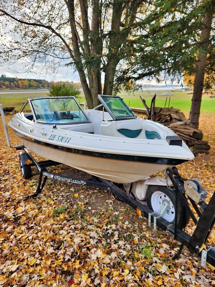 2003 60HP Tempest Bowrider 16 foot boat in good condition