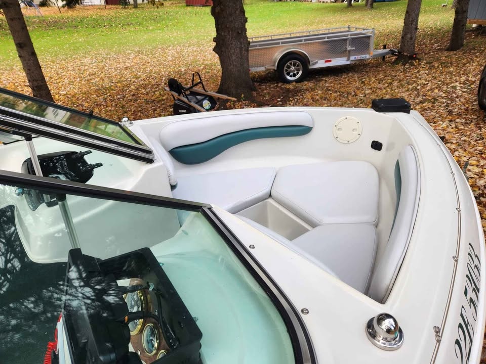 2003 60HP Tempest Bowrider 16 foot boat in good condition - photo 3