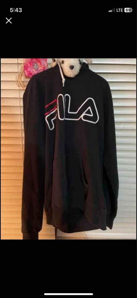 FILA sweater Size Small - photo 2