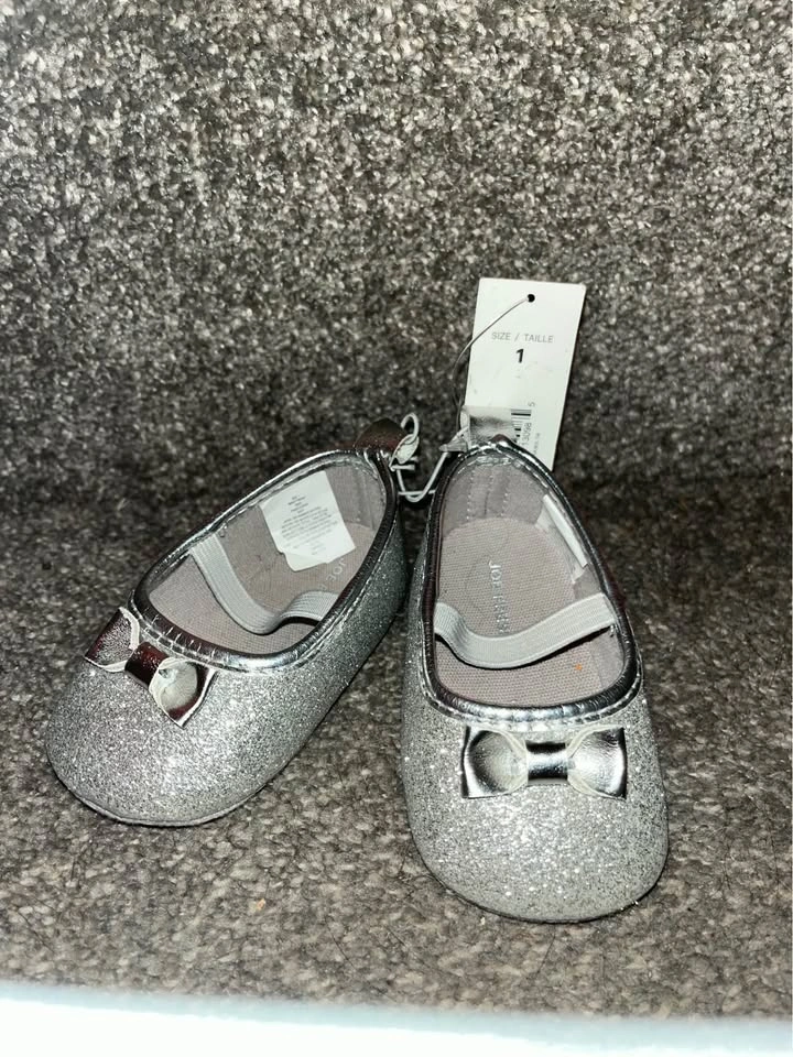 Silver Dress Shoes size 1 BabyGirl - photo 2