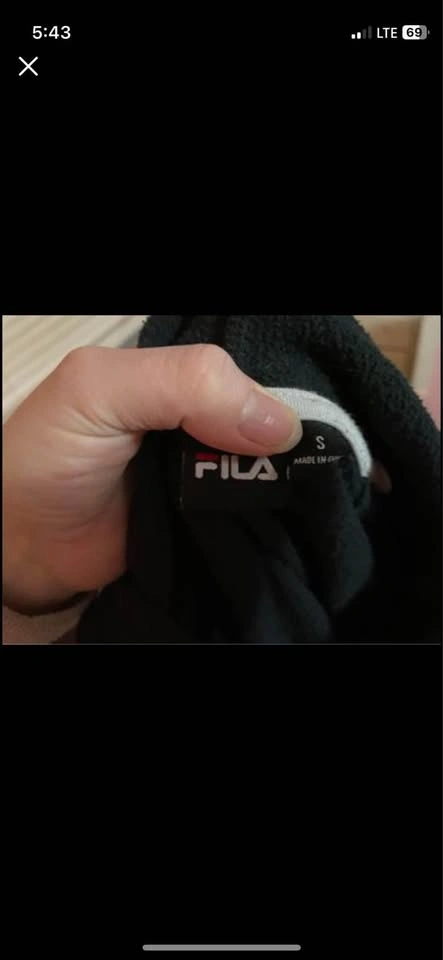 FILA sweater Size Small - photo 3