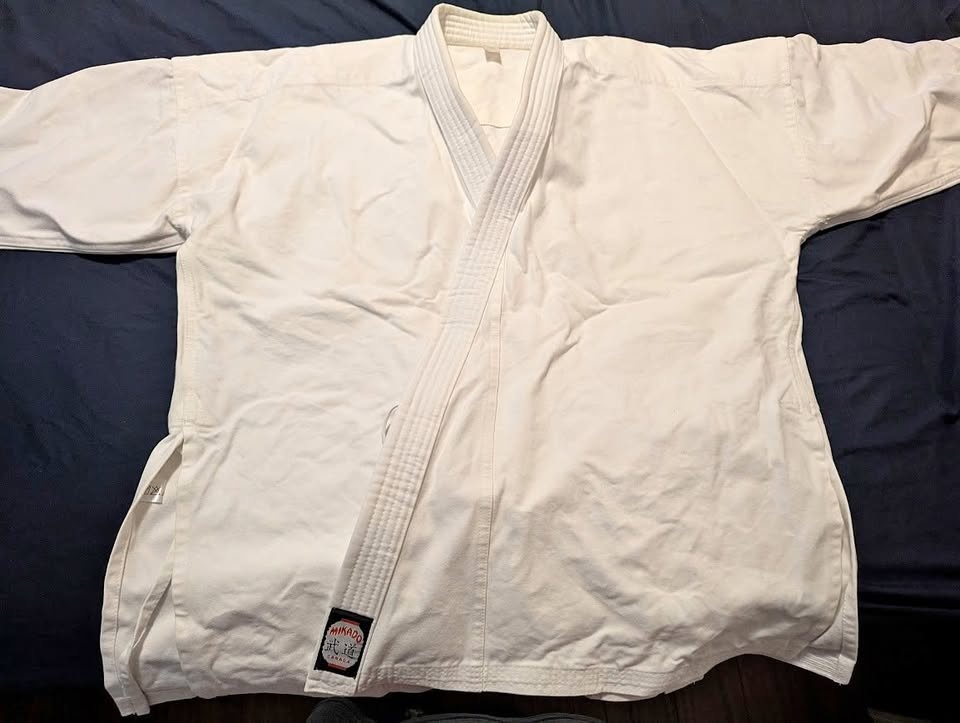 Karate Gi – Adult Size, Good Condition