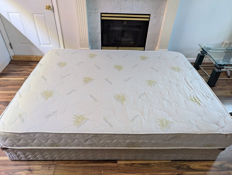 Queen Mattress & Box Spring