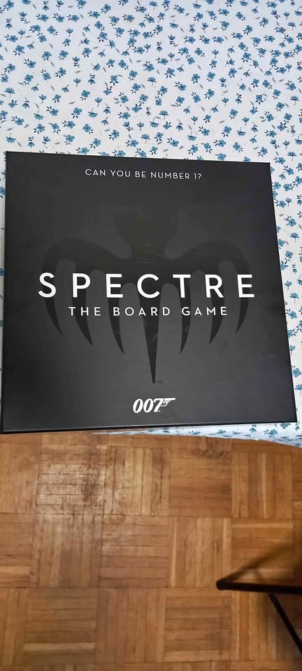 Spectre James Bond 007 board game (open box)