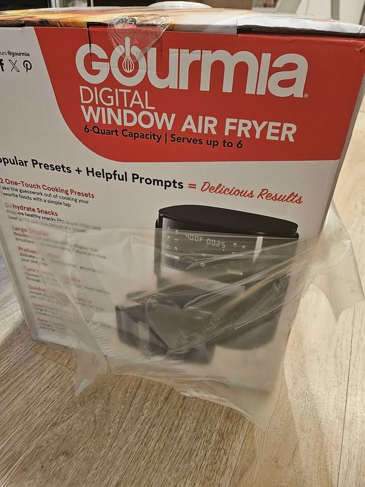 Gourmia digital window air fryer (New) - photo 5