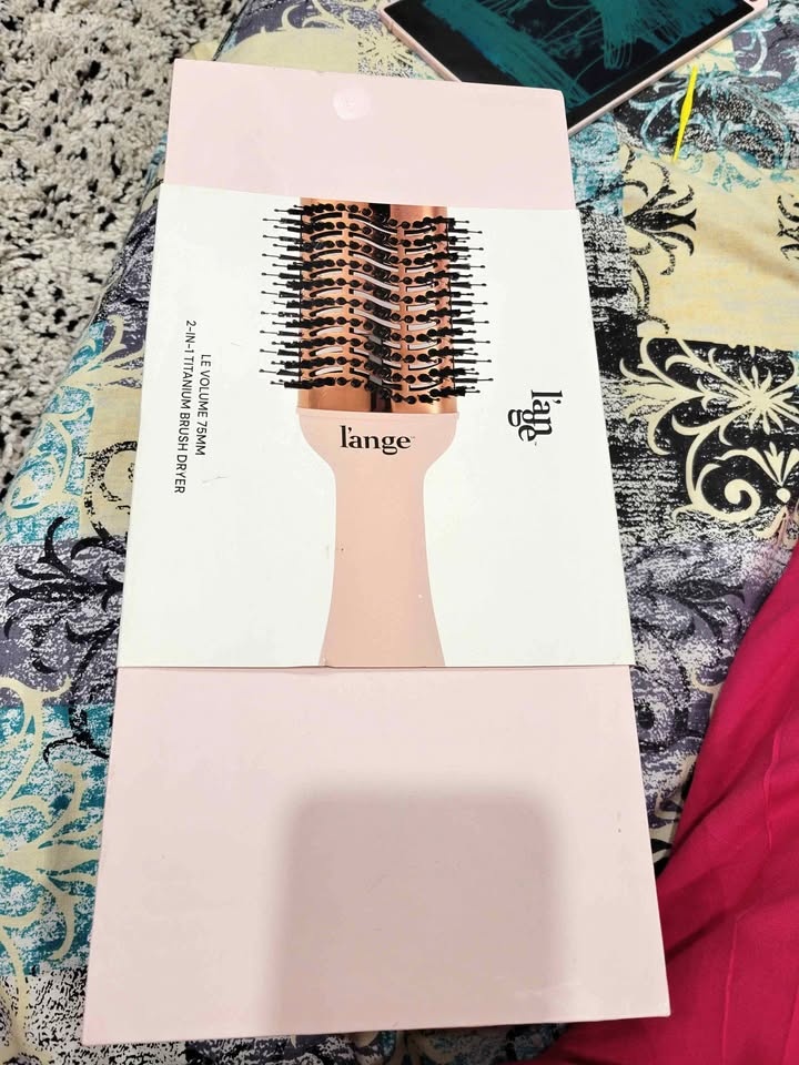 Lange 2 in 1 titanium brush dryer