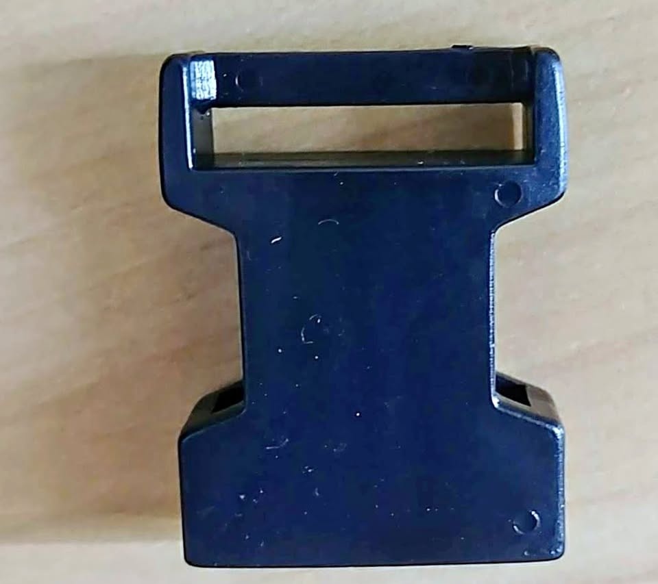 Release buckle clip fastener