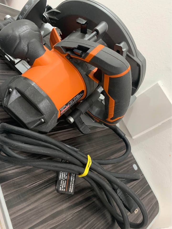 RIDGID 7-1/4” Corded Circular Saw – 15 Amp - photo 2