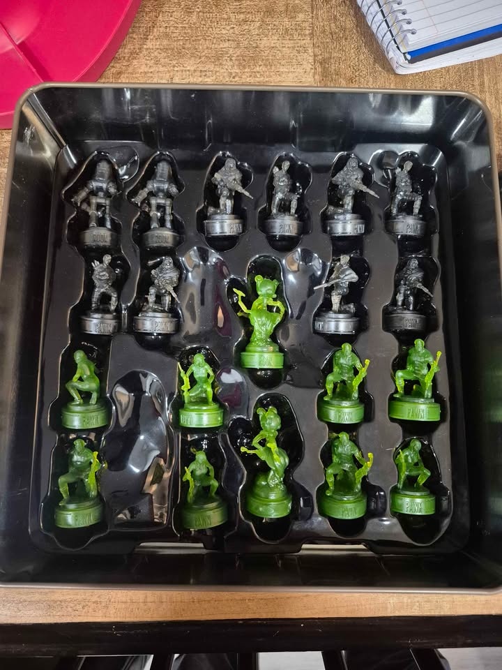 Fallout Chess Set - photo 5