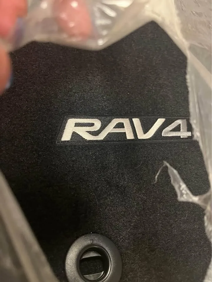 Toyota RAV4 Carpet Floor Liners - Brand New image indicator(2)