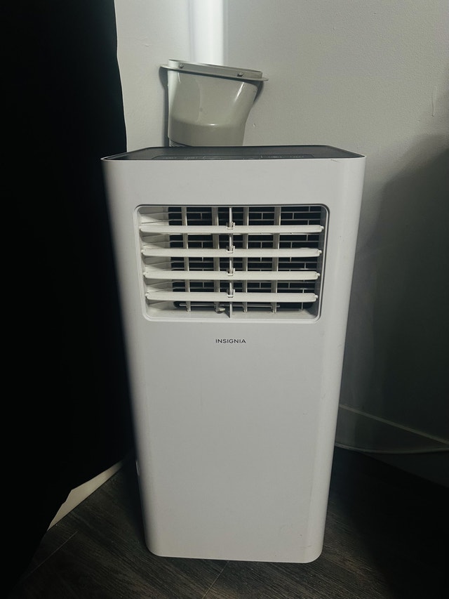 Insignia AC 10000 BTU