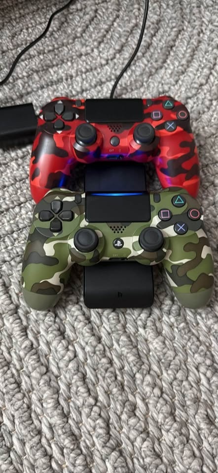 PlayStation 4 - photo 4