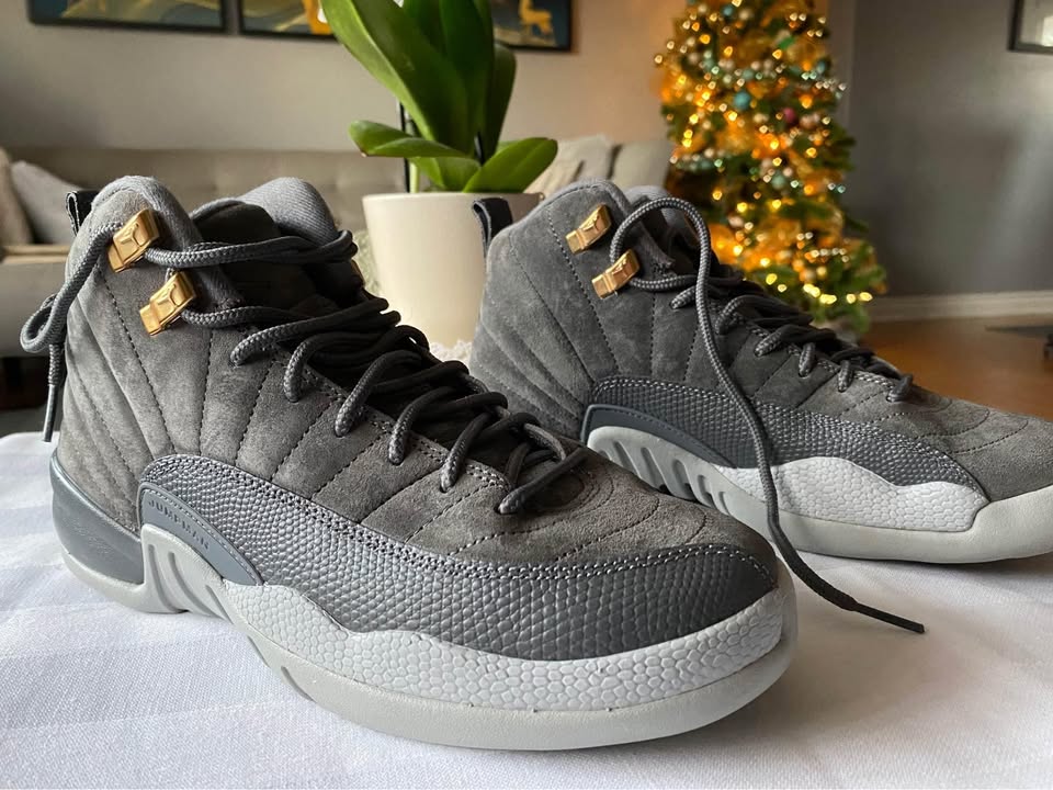 NIKE AIR JORDAN XII 12 RETRO BG SIZE 6.5Y DARK GREY - photo 2