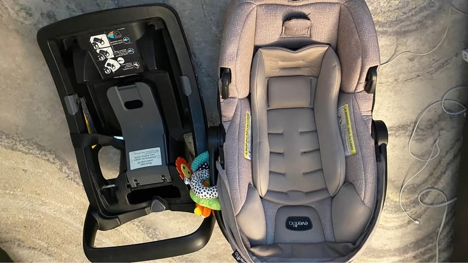 Baby car seat - Evenflo Safemax - photo 4