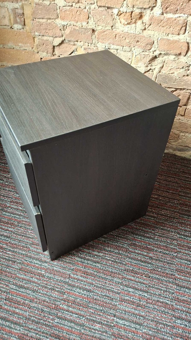 Ikea nightstand with drawers - photo 4