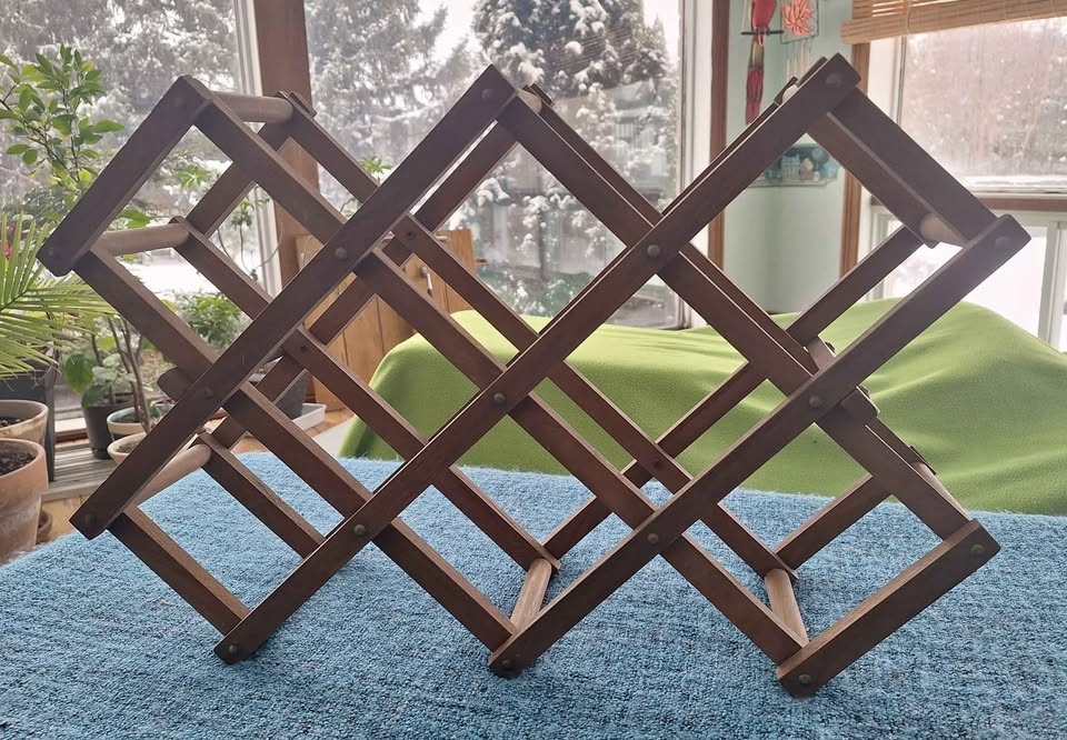 Wooden Bottle Rack - photo 2